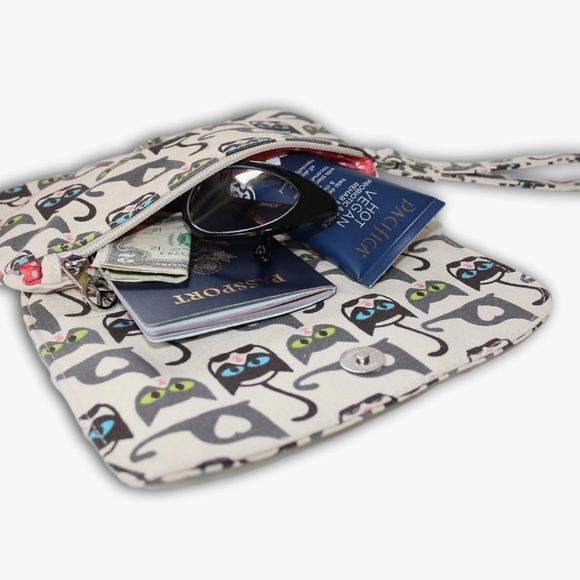 Cat Wristlet - Cat Print Vegan Canvas- Bungalow 360 - Picture 7 of 10